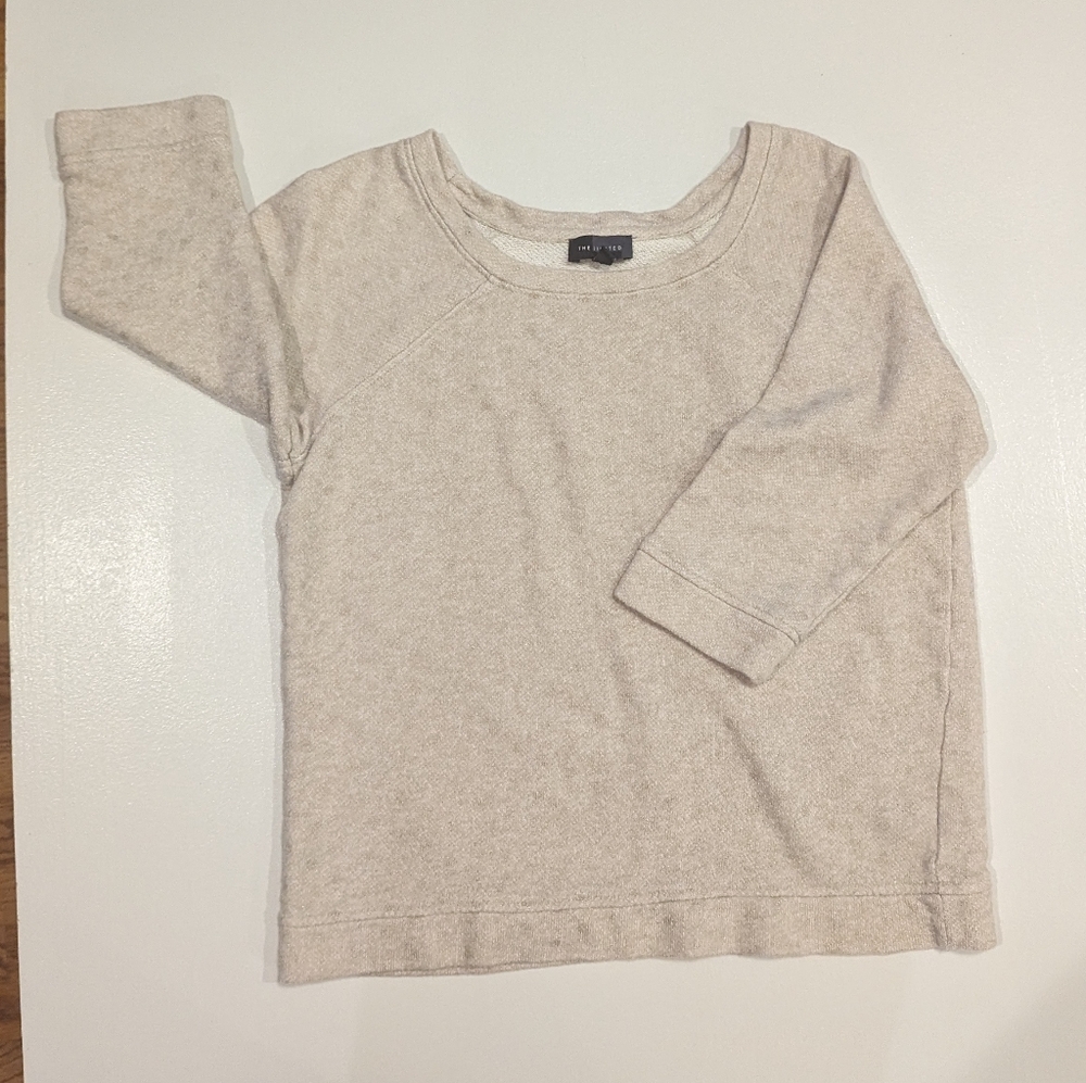 The Limited Size XS 3/4 Sleeved Sweatshirt in Tan
